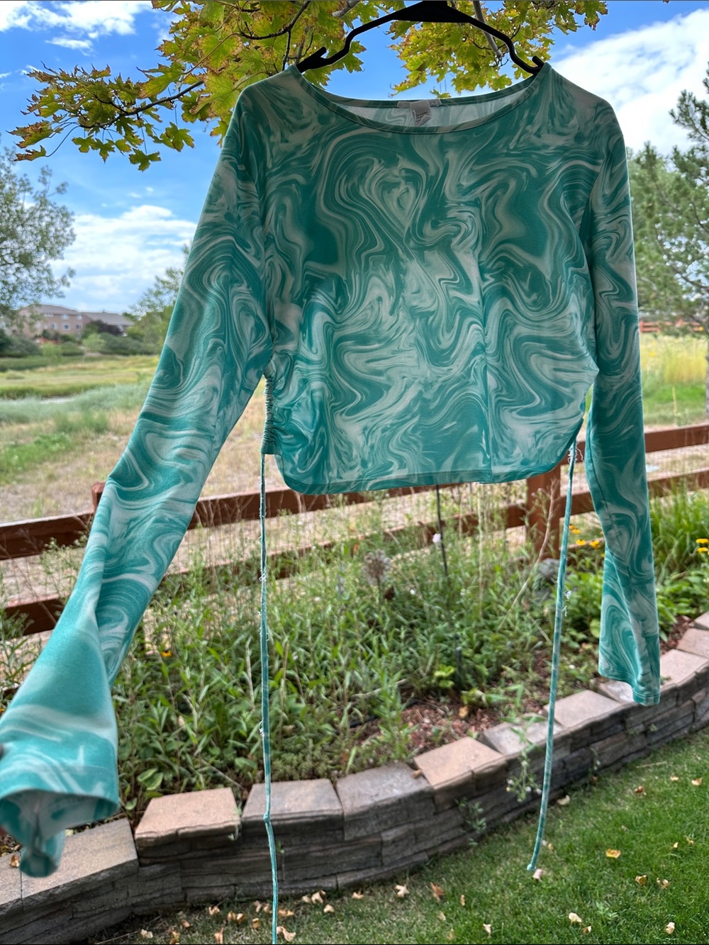 Long Sleeve Crop Top [teal marbled]